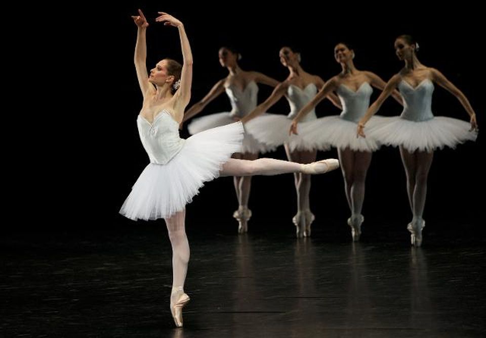 ballet-dancers-leaders